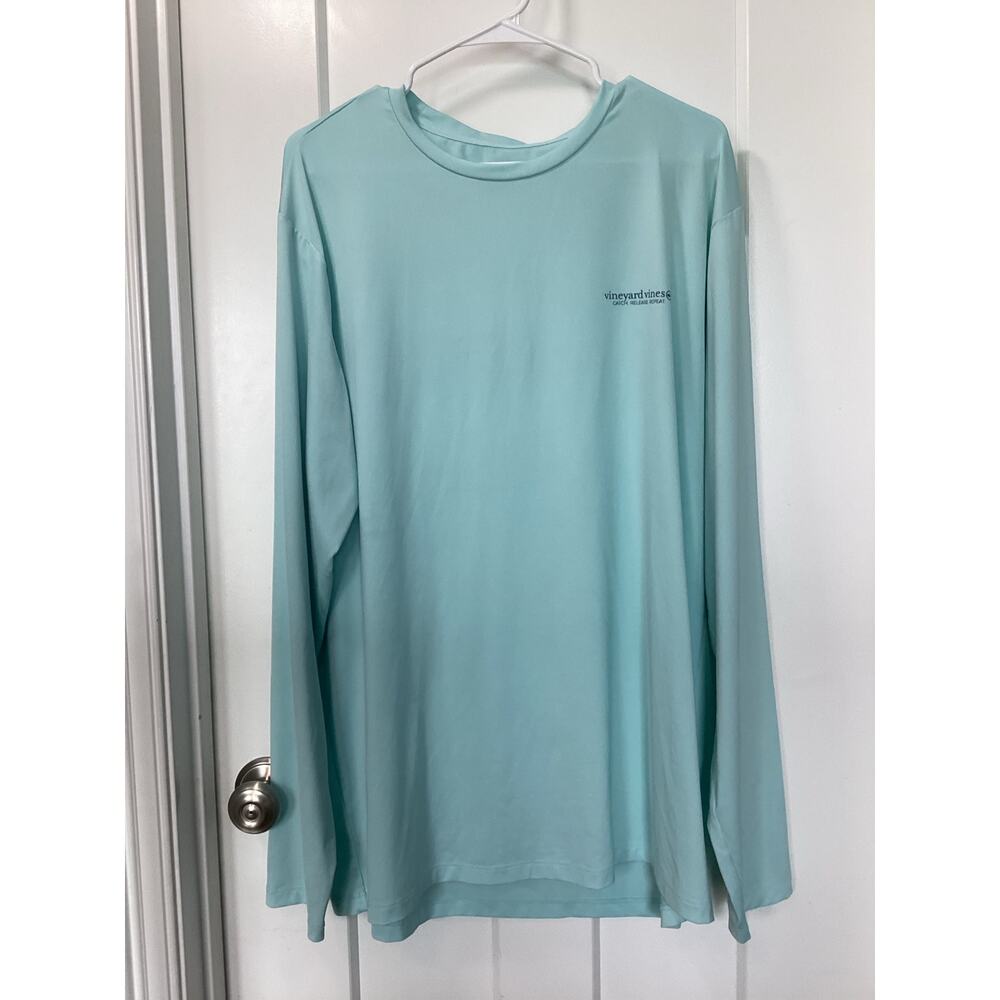 Vineyard Vines Men's Graphic Fish Performance T-Shirt Light Blue Size Large